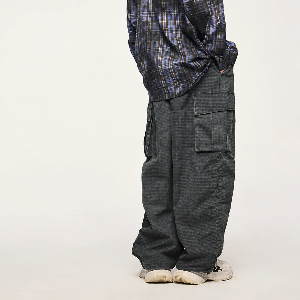 Washed wide-leg trousers in dark grey, cargo pockets, drawstring waist