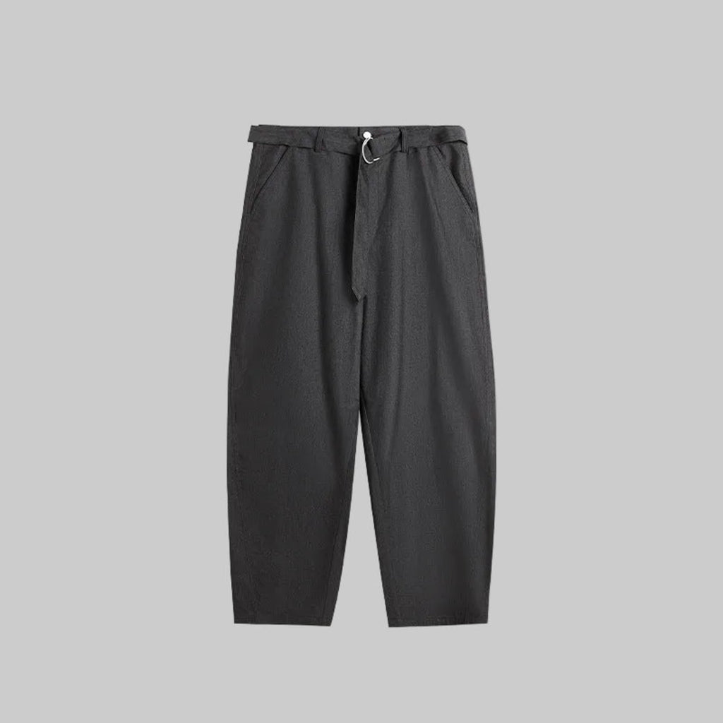 Relaxed tapered jeans with elastic waistband and drawstring, dark gray/black