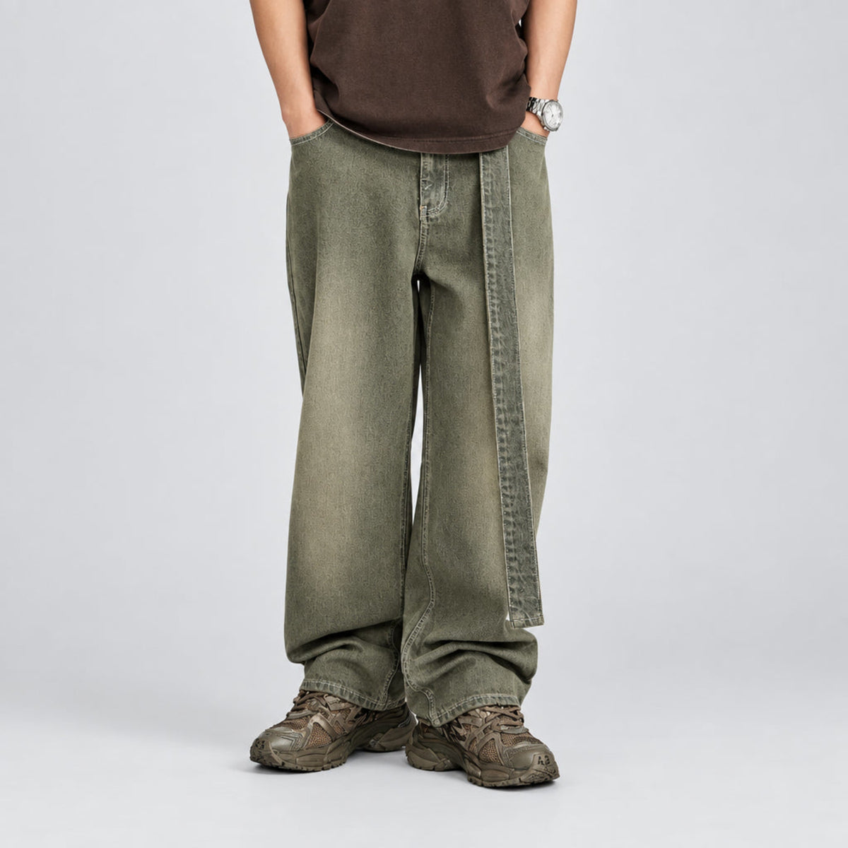 Washed ochre vintage wash jeans with front seam panels and long tie